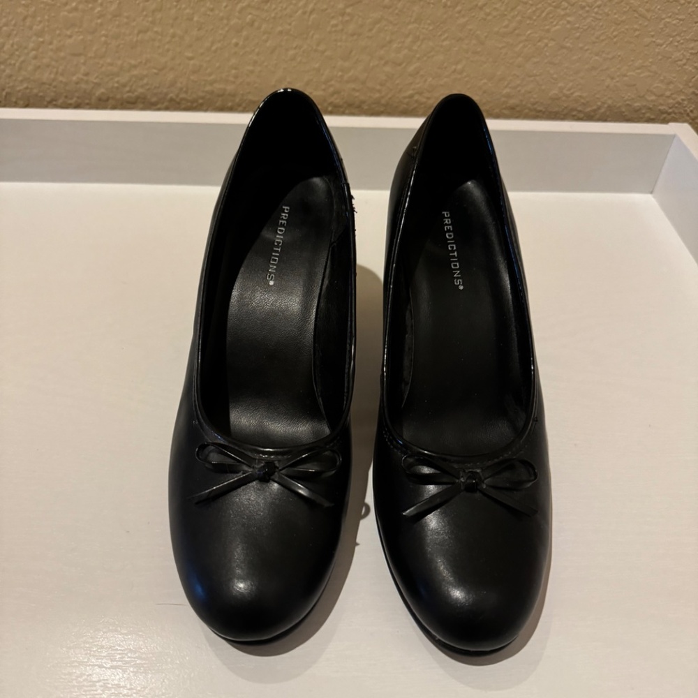 Predictions | Black Heels - Picture 6 of 8